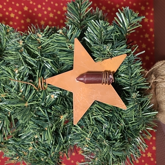 Folk Art Style Metal Star With Candle Christmas Ornament - Picture 5 of 5